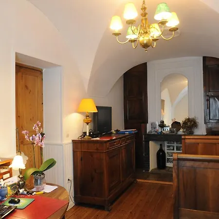 Bed And Art Nocleg ze śniadaniem *