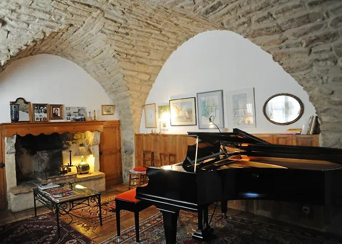 Bed And Art Bed and Breakfast