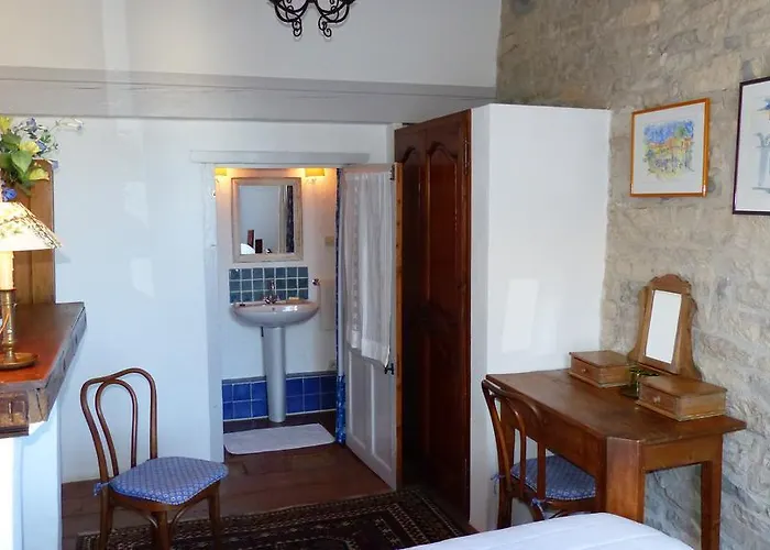 Bed And Art Calvisson